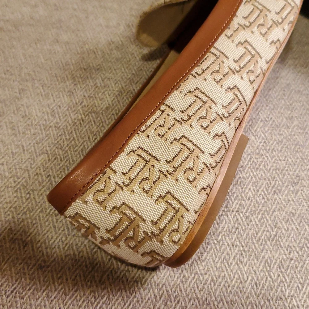 Lauren Ralph Lauren Logo Loafers size 8